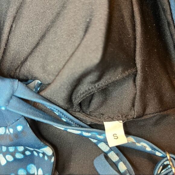 Cupshe Dream Space bikini top - Picture 9 of 9